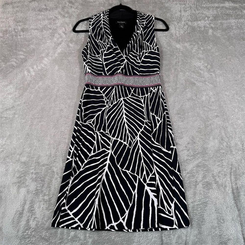 White House Black Market XS Women's Leaf Print Sleeveless Sheath Dress